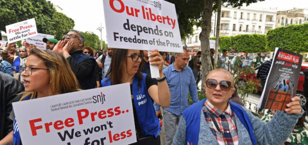 Sloboda medija u katastrofalnom stanju u rekordnom broju zemalja, pokazuje izvještaj