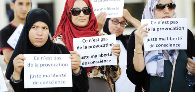 Francuska će zabraniti muslimansku abaju u školama