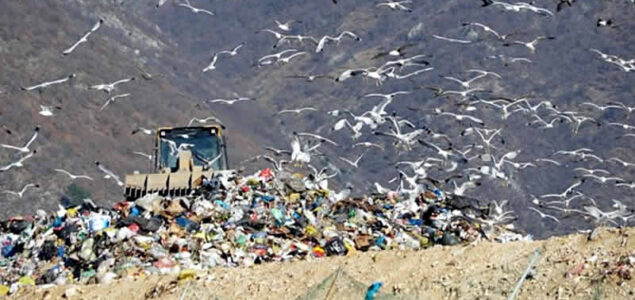 Prekinuta blokada odlaganja smeća na deponiji Uborak kod Mostara