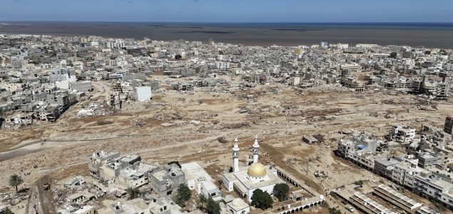 Libijske rivalske vlade koordiniraju pomoć posle poplava