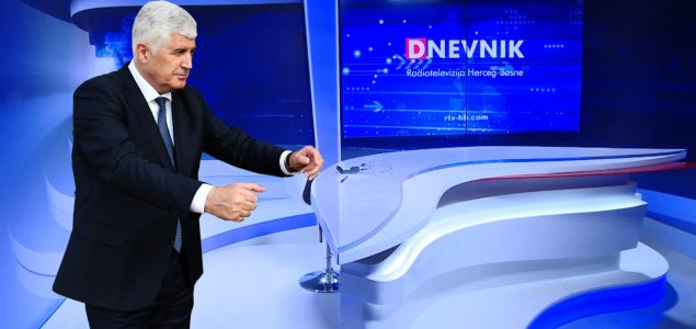 SEDAM DANA S ČOVIĆEVOM TV: Tuđmanizmi, bizarni momenti i beskrajna ljubav prema HDZ-u