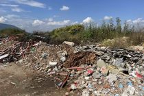 U.G. Vrelo Bosne: Vodozaštitna zona je ugrožena divljim deponijama