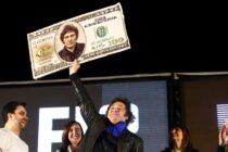 Anarhokapitalist Milei dobio predsjedničke izbore u Argentini